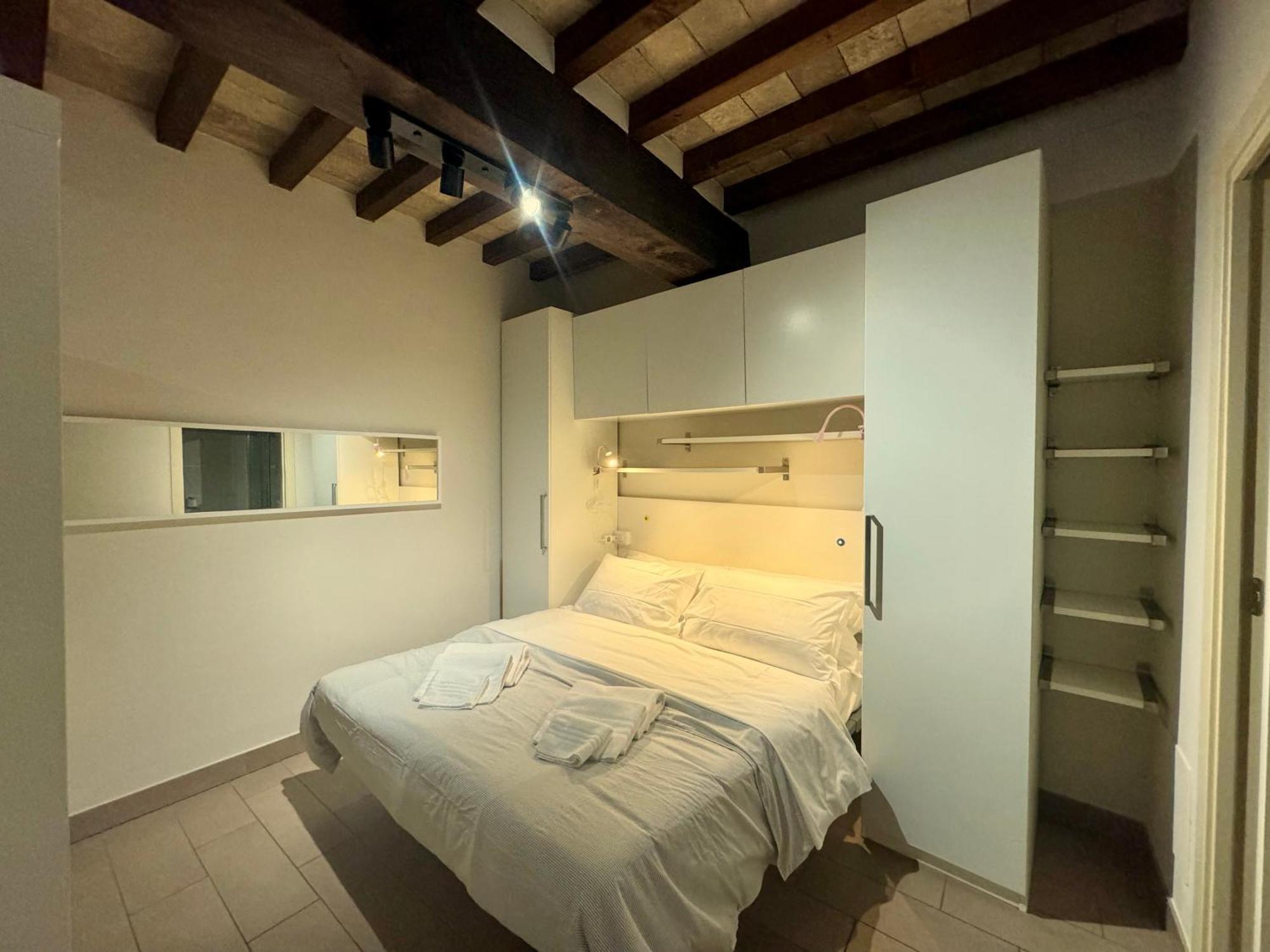 Niki O. Apartamento Parma